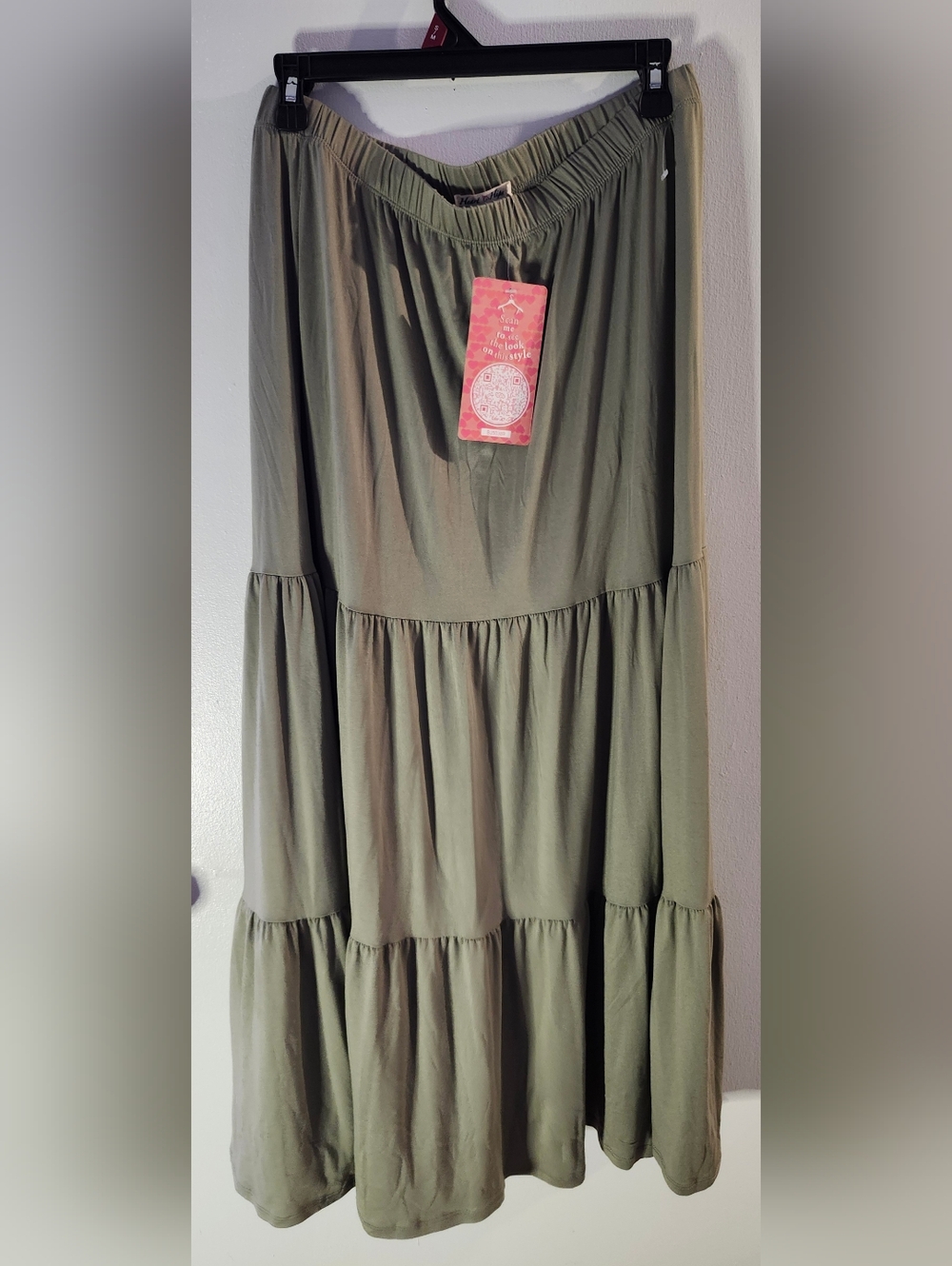 La Hearts Olive Green Tiered Maxi Skirt - Picture 4 of 6